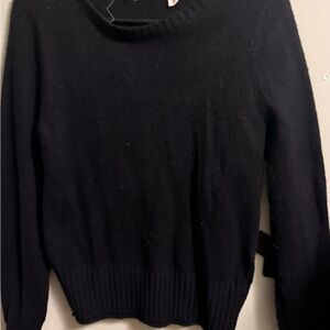 Levi's Women's Black Crew Neck Sweater